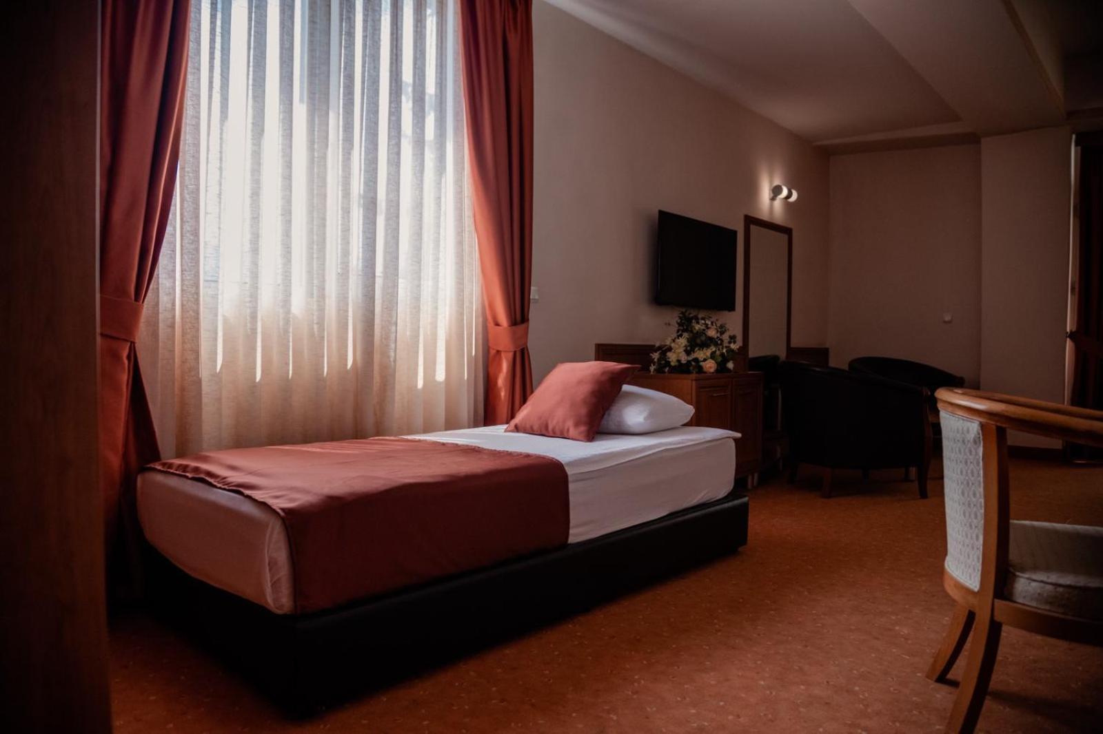 Hotel Drim & Spa Struga Exterior photo